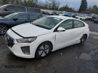 2020 Hyundai Ioniq Blue с VIN KMHC65LC5LU234609, выставлен на аукционе Copart как лот 86189074 с пробегом 71 220 миль миль и Списание • Salvage title. История ставок и продаж доступна на DreamBid. Изображение 1.