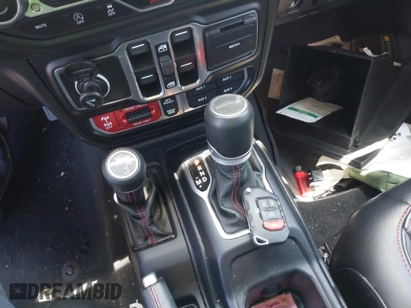 2021 Jeep Gladiator Rubicon с VIN 1C6JJTBG8ML561572, выставлен на аукционе IAAI как лот 42626314 с пробегом 16 318 миль миль и . История ставок и продаж доступна на DreamBid. Изображение 11.