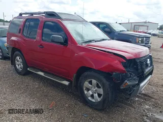 2010 Nissan Xterra S z VIN 5N1AN0NU6AC500810, wystawiony jako IAAI lot #42209496 z przebiegiem 194 169 mil mil oraz . Historia ofert i sprzedaży dostępna na DreamBid. Obrazek 1.