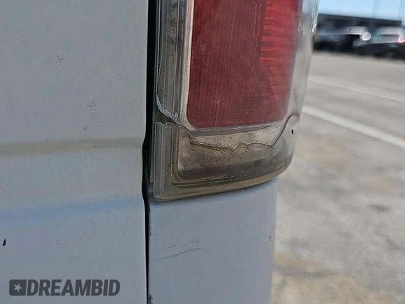 2013 Ford F-150 XL with VIN 1FTFX1EF4DKF96720, listed as a IAAI auction lot 42905938 with 206,467 mi miles and . Bid and sale history available at DreamBid. Image 7.