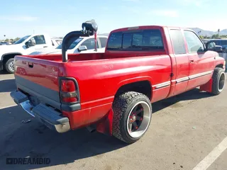 1999 Dodge Ram 1500 with VIN 3B7HC13Y2XM560384, listed as a IAAI auction lot 41095150 with 160,398 mi miles. Bid and sale history available at carsss.com. Image 4.