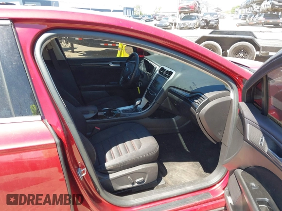 2015 Ford Fusion SE with VIN 3FA6P0HD5FR119609, listed as a IAAI auction lot 41892183 with 146,321 mi miles. Bid and sale history available at carsss.com. Image 5.