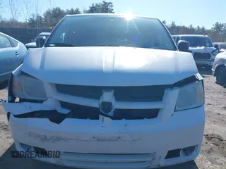 2008 Dodge Grand Caravan Cargo with VIN 1D4HN11H98B186641, listed as a IAAI auction lot 41923128 with 109,893 mi miles. Bid and sale history available at carsss.com. Image 6.
