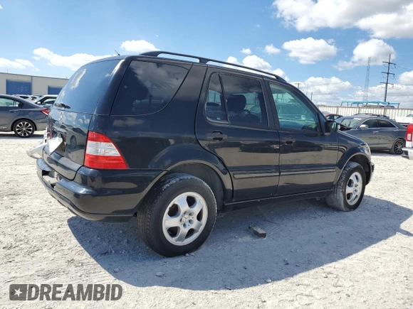 2003 Mercedes-Benz M-Class 3.7L with VIN 4JGAB57E33A423078, listed as a Copart auction lot 70934244 with 136,210 mi miles and Clean Title. Bid and sale history available at carsss.com. Image 3.