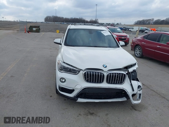 2016 BMW X1 xDrive28i with VIN WBXHT3C35GP886144, listed as a IAAI auction lot 41954742 with 89,268 mi miles. Bid and sale history available at carsss.com. Image 19.