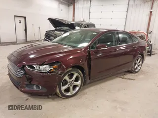 2013 Ford Fusion SE with VIN 3FA6P0HR0DR238015, listed as a IAAI auction lot 41753962 with 104,435 mi miles. Bid and sale history available at carsss.com. Image 2.