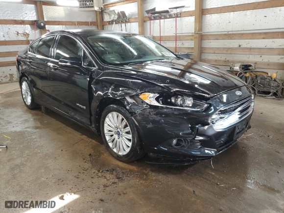 2013 Ford Fusion SE Hybrid with VIN 3FA6P0LU5DR153361, listed as a Copart auction lot 48234925 with 138,568 mi miles and Salvage Title. Bid and sale history available at carsss.com. Image 4.
