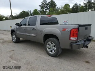 2013 GMC Sierra 1500 SLT with VIN 3GTP2WE25DG159541, listed as a Copart auction lot 50726235 with 46,039 mi miles and Salvage Title. Bid and sale history available at carsss.com. Image 2.