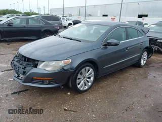 2009 Volkswagen CC Sport with VIN WVWML73C79E553395, listed as a IAAI auction lot 42078061 with 167,110 mi miles. Bid and sale history available at carsss.com. Image 2.
