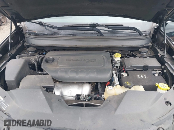 2019 Jeep Cherokee Latitude with VIN 1C4PJMCB3KD351478, listed as a IAAI auction lot 41804228 with 154,559 mi miles. Bid and sale history available at carsss.com. Image 10.