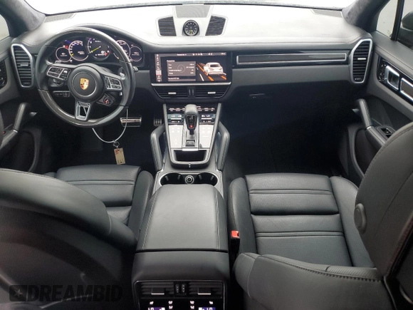 2021 Porsche Cayenne with VIN WP1AH2AY6MDA38066, listed as a Copart auction lot 44646275 with 24,178 mi miles and Salvage title. Bid and sale history available at DreamBid. Image 8.