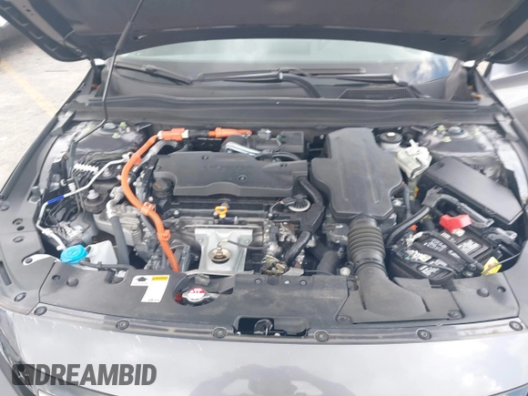 2022 Honda Accord Touring with VIN 1HGCV3F91NA031010, listed as a IAAI auction lot 40302407 with 18,820 mi miles and . Bid and sale history available at DreamBid. Image 10.