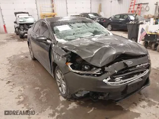 2017 Ford Fusion SE with VIN 3FA6P0H77HR307867, listed as a IAAI auction lot 41538599 with 94,729 mi miles. Bid and sale history available at carsss.com. Image 1.