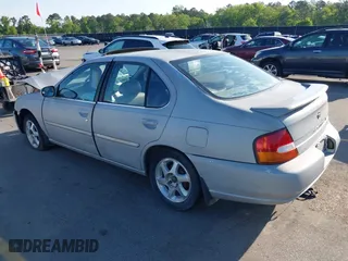 1999 Nissan Altima XE with VIN 1N4DL01D4XC252973, listed as a IAAI auction lot 42005504 with 247,570 mi miles. Bid and sale history available at carsss.com. Image 3.