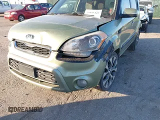 2012 Kia Soul + with VIN KNDJT2A6XC7453032, listed as a IAAI auction lot 40955347 with 155,804 mi miles. Bid and sale history available at carsss.com. Image 12.