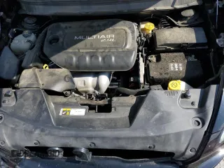 2017 Jeep Cherokee Latitude z VIN 1C4PJLCB9HW643823, wystawiony jako Copart lot #58516265 z przebiegiem 81 586 mil mil oraz Szkoda całkowita • Salvage title. Historia ofert i sprzedaży dostępna na DreamBid. Obrazek 11.