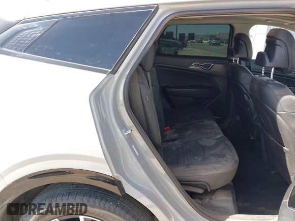 2024 Kia Sportage SX-Prestige with VIN 5XYK5CDF1RG143931, listed as a IAAI auction lot 42236962 with 23,461 mi miles and . Bid and sale history available at DreamBid. Image 8.
