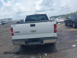 2007 Ford F-150 XLT z VIN 1FTRW12W67FB50327, wystawiony jako IAAI lot #42400863 z przebiegiem 231 181 mil mil oraz . Historia ofert i sprzedaży dostępna na DreamBid. Obrazek 16.