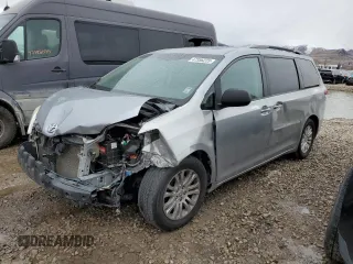 2011 Toyota Sienna XLE AAS with VIN 5TDYK3DC8BS153230, listed as a Copart auction lot 47356225 with 204,784 mi miles and Salvage title. Bid and sale history available at DreamBid. Image 1.