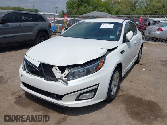 2015 Kia Optima LX z VIN KNAGM4A70F5649084, wystawiony jako IAAI lot #42231976 z przebiegiem 152 545 mil mil oraz . Historia ofert i sprzedaży dostępna na DreamBid. Obrazek 6.