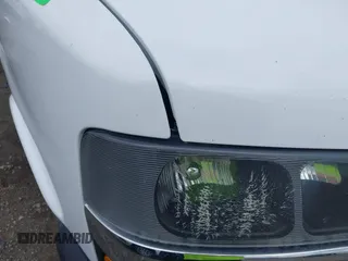 2018 Chevrolet Express Passenger LT z VIN 1GAZGPFG0J1329933, wystawiony jako IAAI lot #42116300 z przebiegiem 114 269 mil mil oraz . Historia ofert i sprzedaży dostępna na DreamBid. Obrazek 21.