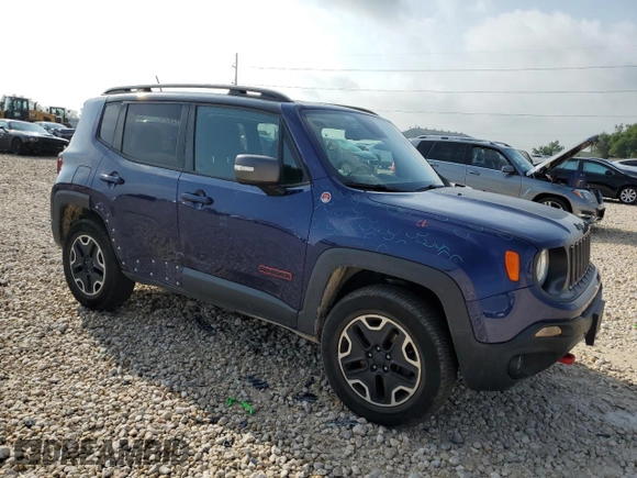 2017 Jeep Renegade Trailhawk z VIN ZACCJBCB0HPE70540, wystawiony jako Copart lot #54494915 z przebiegiem 74 534 mil mil oraz Czysty tytuł • Clean title. Historia ofert i sprzedaży dostępna na DreamBid. Obrazek 4.