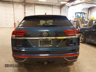2022 Volkswagen Atlas SE with VIN 1V2KE2CA3NC210123, listed as a IAAI auction lot 41965716 with 53,075 mi miles and . Bid and sale history available at DreamBid. Image 16.