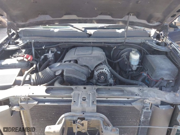2011 Chevrolet Silverado 1500 LT with VIN 1GCRCSE04BZ376640, listed as a IAAI auction lot 41989430 with 199,355 mi miles. Bid and sale history available at carsss.com. Image 10.