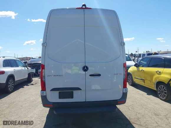 2022 Mercedes-Benz Sprinter Cargo Van with VIN W1Y4DCHY3NT089954, listed as a IAAI auction lot 41692366 with 169,549 mi miles. Bid and sale history available at carsss.com. Image 16.