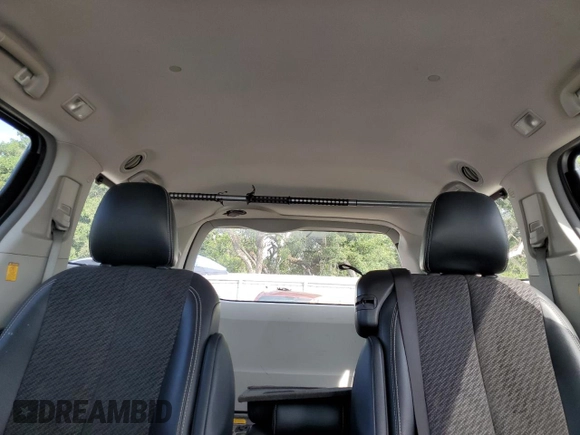 2013 Toyota Sienna SE с VIN 5TDXK3DC2DS383702, выставлен на аукционе Copart как лот 57618165 с пробегом 209 773 миль миль и Списание • Salvage title. История ставок и продаж доступна на DreamBid. Изображение 10.