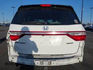 2011 Honda Odyssey Touring с VIN 5FNRL5H96BB002421, выставлен на аукционе IAAI как лот 42297384 с пробегом 128 472 миль миль и . История ставок и продаж доступна на DreamBid. Изображение 17.