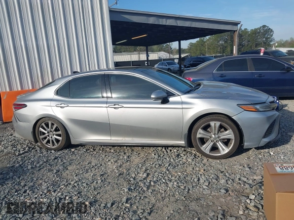 2019 Toyota Camry XSE with VIN 4T1B61HK5KU818351, listed as a IAAI auction lot 41909915 with 179,463 mi miles. Bid and sale history available at carsss.com. Image 13.