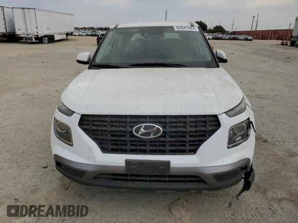 2020 Hyundai Venue SE with VIN KMHRB8A32LU027217, listed as a Copart auction lot 62947424 with 29,436 mi miles and Salvage Title. Bid and sale history available at DreamBid. Image 5.