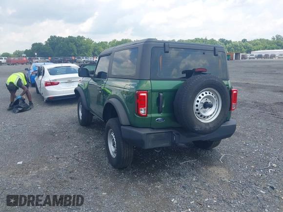 2022 Ford Bronco with VIN 1FMDE5AP3NLB62959, listed as a IAAI auction lot 42636180 with 33,827 mi miles and . Bid and sale history available at DreamBid. Image 3.