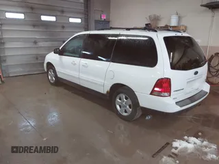 2005 Ford Freestar SES с VIN 2FMZA57695BA87443, выставлен на аукционе IAAI как лот 40873184 с пробегом 144 558 миль миль и . История ставок и продаж доступна на DreamBid. Изображение 3.