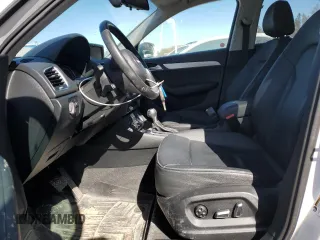 2017 Audi Q3 Premium z VIN WA1ECCFS1HR000761, wystawiony jako Copart lot #49047005 z przebiegiem 85 152 mil mil oraz Szkody całkowita. Historia ofert i sprzedaży dostępna na DreamBid. Obrazek 7.