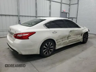 2016 Nissan Altima SL with VIN 1N4AL3AP3GC253238, listed as a Copart auction lot 48936365 with 118,703 mi miles and Clean Title. Bid and sale history available at carsss.com. Image 3.
