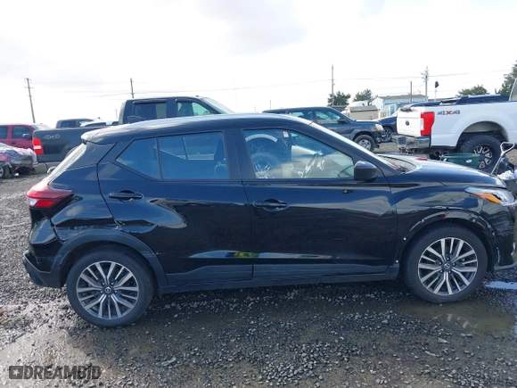 2021 Nissan Kicks SV with VIN 3N1CP5CV6ML505923, listed as a IAAI auction lot 41646487 with 73,014 mi miles. Bid and sale history available at carsss.com. Image 6.