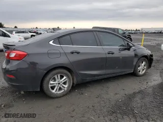 2017 Chevrolet Cruze LT with VIN 1G1BH5SE8H7271777, listed as a Copart auction lot 84192564 with 100,892 mi miles and Salvage Title. Bid and sale history available at carsss.com. Image 3.