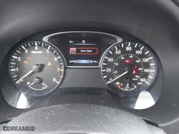2016 Nissan Altima 2.5 SR with VIN 1N4AL3AP9GN381472, listed as a IAAI auction lot 41630389 with 207,706 mi miles. Bid and sale history available at carsss.com. Image 7.