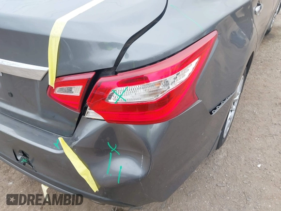 2017 Nissan Altima SV with VIN 1N4AL3AP5HC477001, listed as a IAAI auction lot 41737137 with 87,894 mi miles and . Bid and sale history available at carsss.com. Image 6.