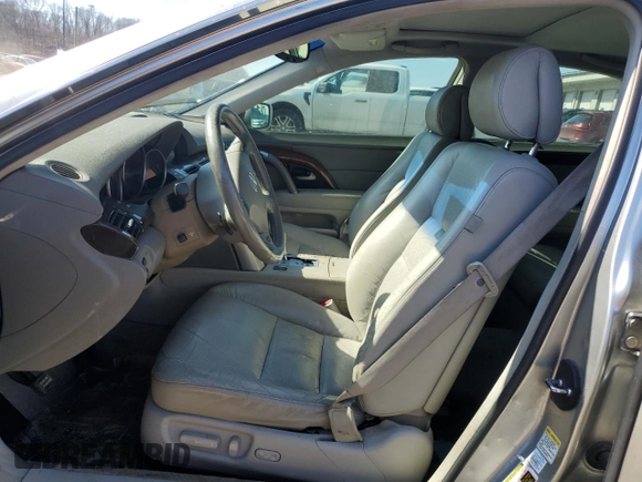 2007 Acura RL Technology z VIN JH4KB16677C001125, wystawiony jako Copart lot #46943485 z przebiegiem 191 097 mil mil oraz Szkoda całkowita • Salvage title. Historia ofert i sprzedaży dostępna na DreamBid. Obrazek 7.