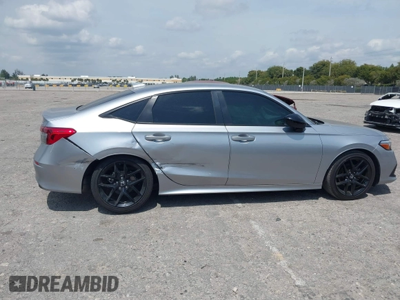 2024 Honda Civic Sport z VIN 2HGFE2F5XRH505368, wystawiony jako IAAI lot #41868095 z przebiegiem 18 983 mil mil oraz . Historia ofert i sprzedaży dostępna na DreamBid. Obrazek 6.