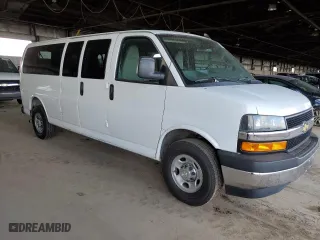 2019 Chevrolet Express Passenger LT with VIN 1GAZGPFGXK1367770, listed as a Copart auction lot 43378515 with 230,974 mi miles and Clean Title. Bid and sale history available at carsss.com. Image 4.