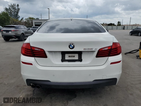 2014 BMW 5 Series 535d with VIN WBAXA5C58ED690402, listed as a Copart auction lot 48124575 with 153,702 mi miles and Salvage Title. Bid and sale history available at DreamBid. Image 6.