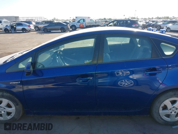 2010 Toyota Prius II with VIN JTDKN3DU6A0018271, listed as a IAAI auction lot 40429739 with 262,133 mi miles. Bid and sale history available at carsss.com. Image 14.