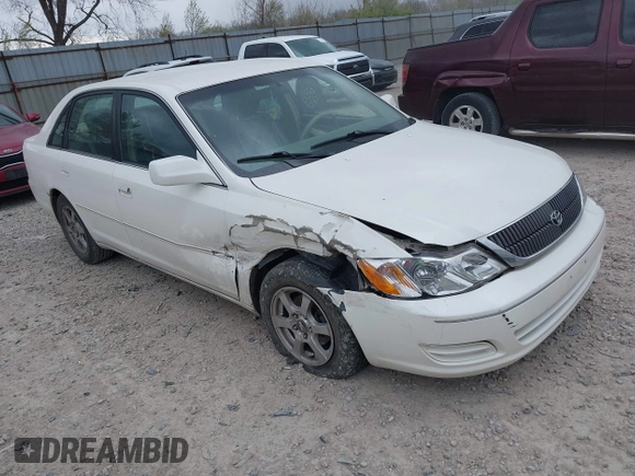 2000 Toyota Avalon XL with VIN 4T1BF28B9YU084201, listed as a IAAI auction lot 42042761 with 240,190 mi miles and . Bid and sale history available at DreamBid. Image 1.