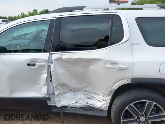 2020 GMC Acadia SLT with VIN 1GKKNMLSXLZ119466, listed as a IAAI auction lot 42455191 with 40,447 mi miles and . Bid and sale history available at DreamBid. Image 6.