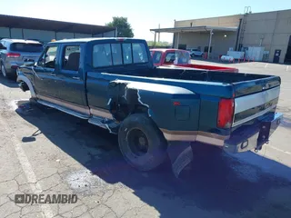 1996 Ford F-350 с VIN 1FTJW35F5TEA87189, выставлен на аукционе IAAI как лот 42228541 с пробегом 228 747 миль миль и . История ставок и продаж доступна на DreamBid. Изображение 3.