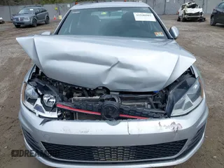 2015 Volkswagen GTI S z VIN 3VW4T7AU6FM103994, wystawiony jako IAAI lot #41940902 z przebiegiem 77 689 mil mil oraz . Historia ofert i sprzedaży dostępna na DreamBid. Obrazek 12.